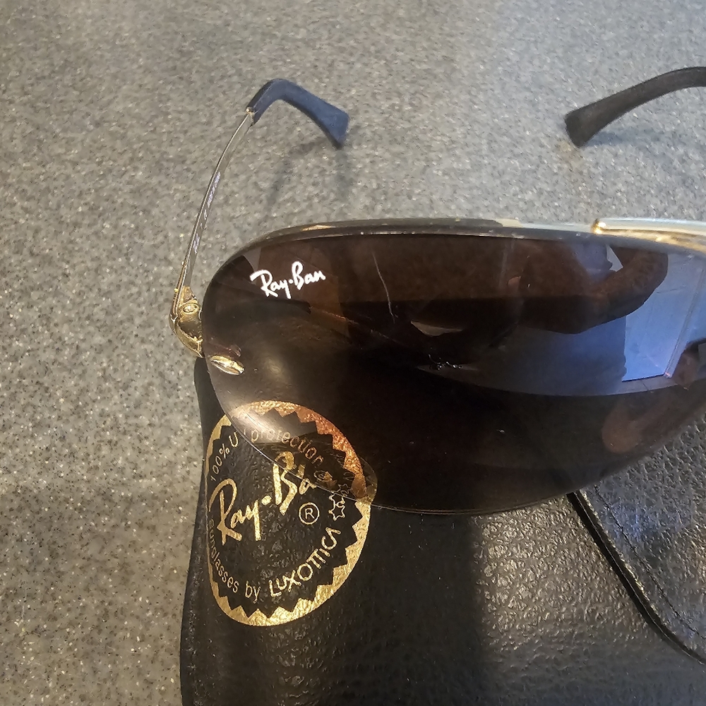 Ray-Ban Gold Aviator Sunglasses with Brown Lenses - Picture 4 of 6